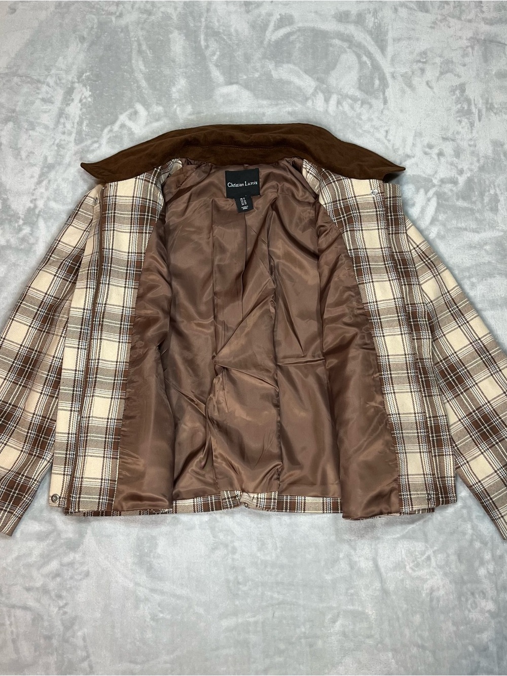Christian Lacroix Plaid Cropped Jacket Brown Cream Velvet Collar Women Size 6 - Picture 11 of 16